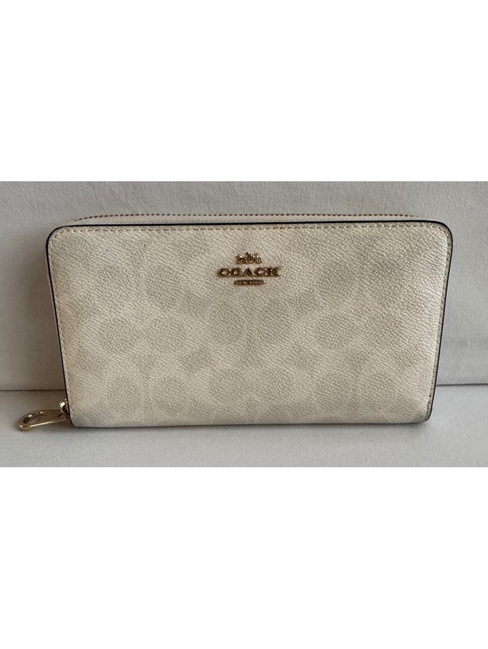 Coach CW778 Long Zip Around Wallet Signature Canvas Ivory Cream Gold Tone